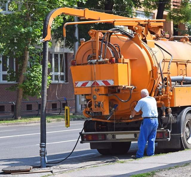 wuko Katowice pogotowie kanalizacyjne czyszczenie kanalizacji udrażnianie przepychanie rur